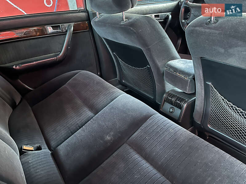 Седан Audi 100 1993 в Києві