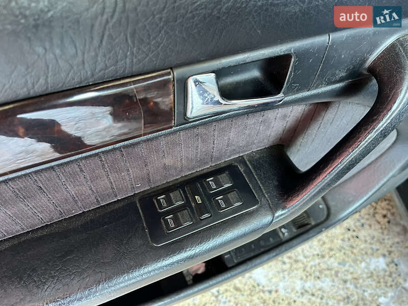 Седан Audi 100 1993 в Києві