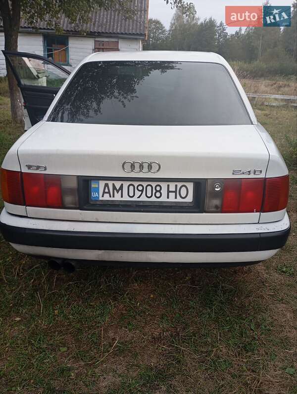Седан Audi 100 1991 в Житомире