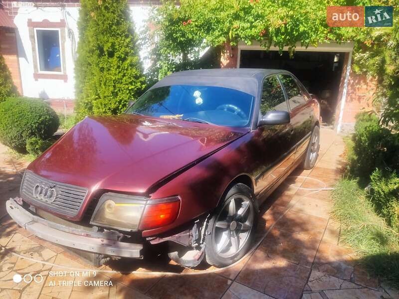 Седан Audi 100 1991 в Вольнянске
