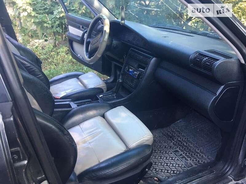 Седан Audi 100 1994 в Тараще фото 12 Седан Audi 100 1994 в Тараще