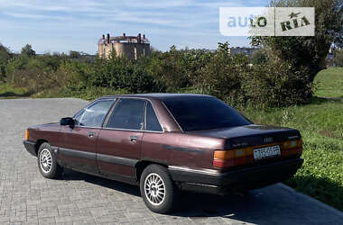 Седан Audi 100 1988 в Рівному