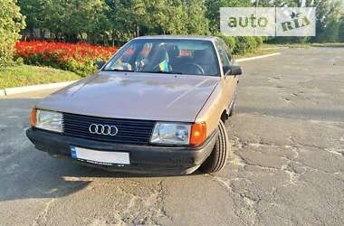 Седан Audi 100 1987 в Черкассах