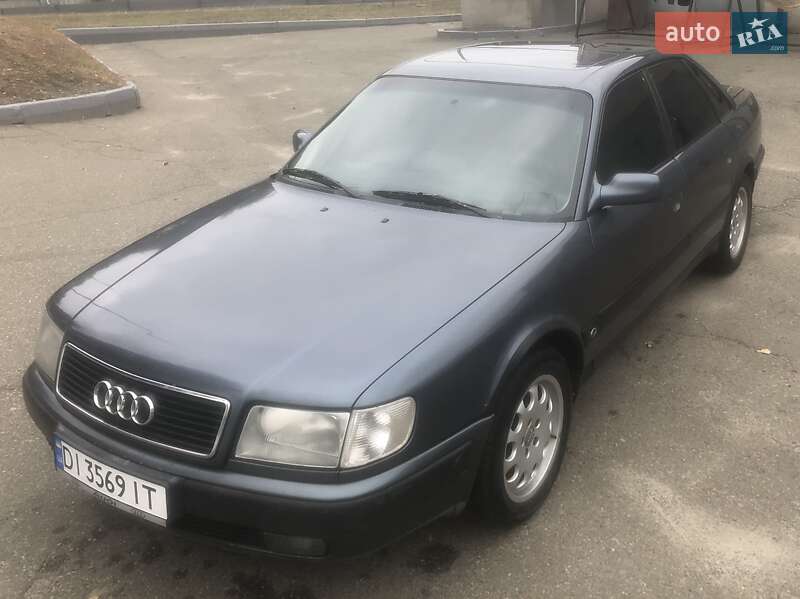 Седан Audi 100 1991 в Киеве