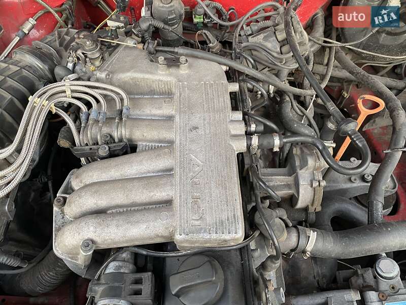 Седан Audi 100 1991 в 