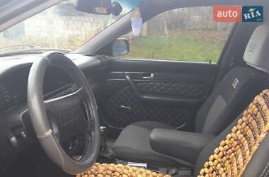 Седан Audi 100 1991 в Чернівцях