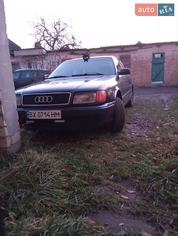 Седан Audi 100 1993 в Хмельницком