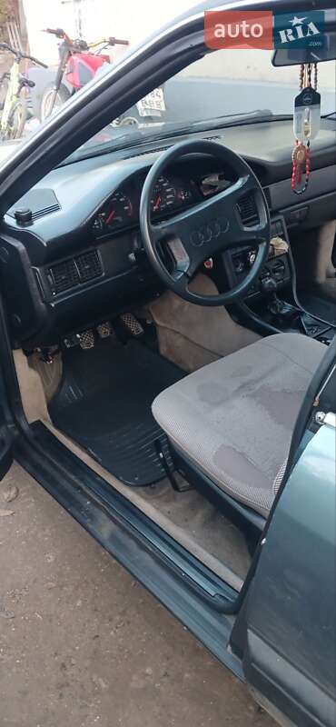 Седан Audi 100 1990 в Дубно
