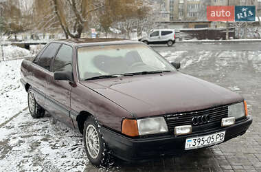 Седан Audi 100 1988 в Ровно