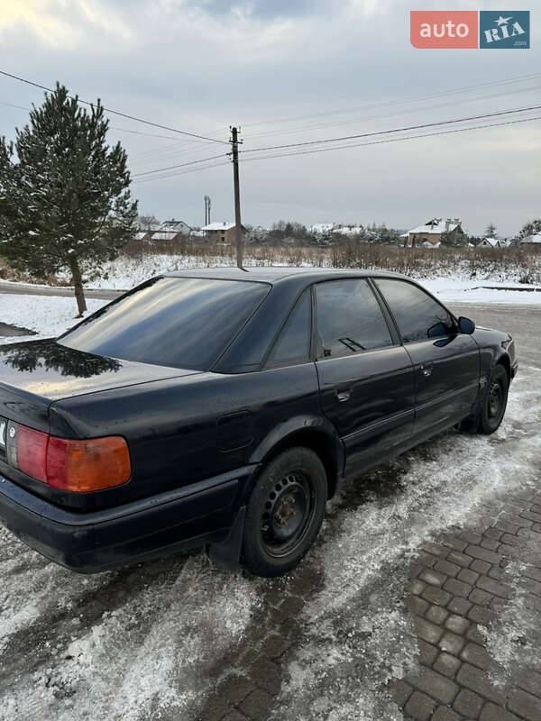 Седан Audi 100 1994 в Львове