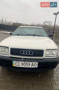 Седан Audi 100 1992 в Кельменцах