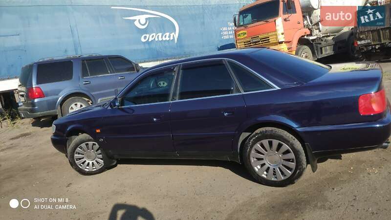 Седан Audi 100 1991 в Сумах