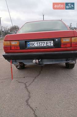 Седан Audi 100 1990 в Зарічному