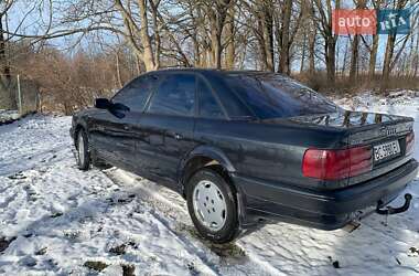 Седан Audi 100 1993 в Золочеві