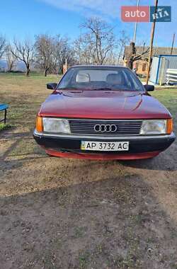 Седан Audi 100 1986 в Запоріжжі