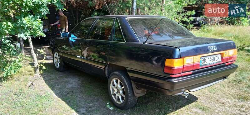 Седан Audi 100 1989 в Рівному