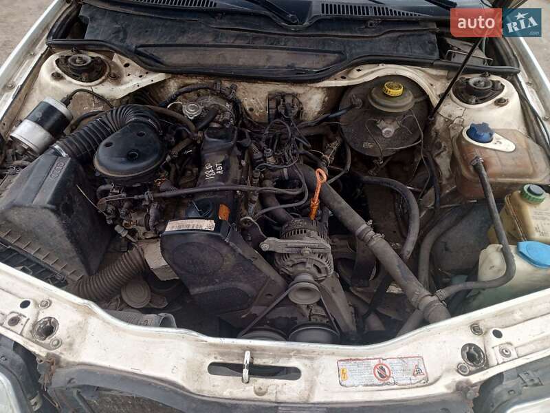 Седан Audi 100 1991 в Житомирі