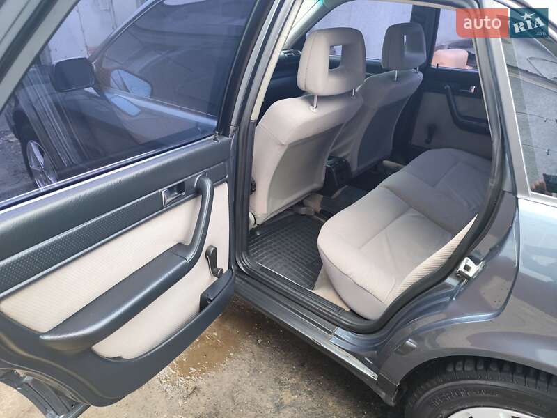 Седан Audi 100 1991 в Красилове