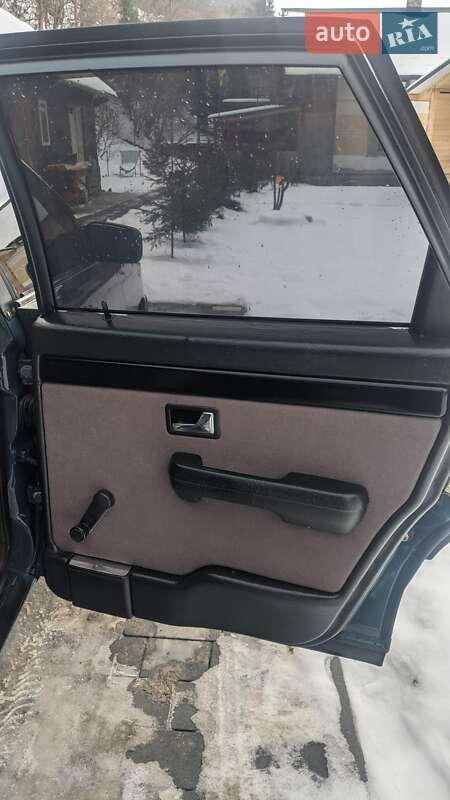 Седан Audi 100 1989 в Бориславе