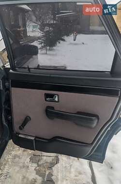 Седан Audi 100 1989 в 