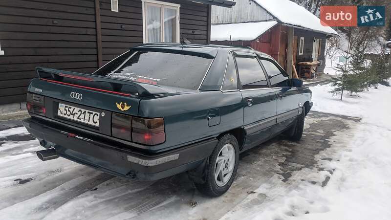 Седан Audi 100 1989 в Бориславе
