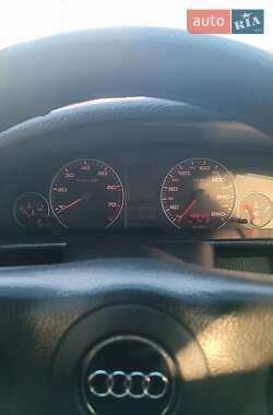Седан Audi 100 1993 в 