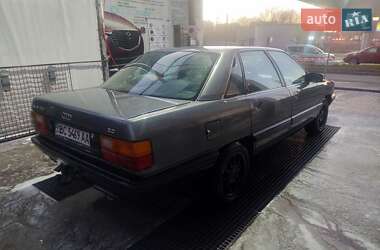 Седан Audi 100 1990 в Львове