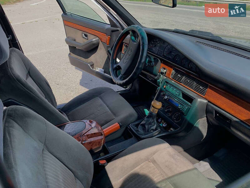 Седан Audi 100 1990 в Хмельницком