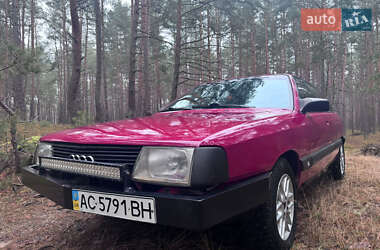 Седан Audi 100 1989 в Маневичах