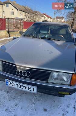 Седан Audi 100 1990 в Чорткове