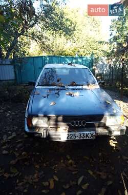 Седан Audi 100 1982 в Бобровице