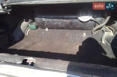 Седан Audi 100 1989 в Тараще