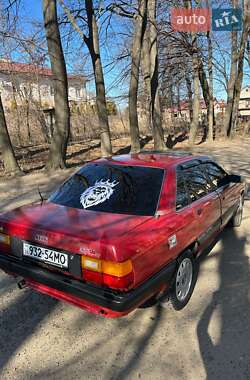 Седан Audi 100 1990 в Чернівцях