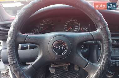 Седан Audi 100 1993 в 