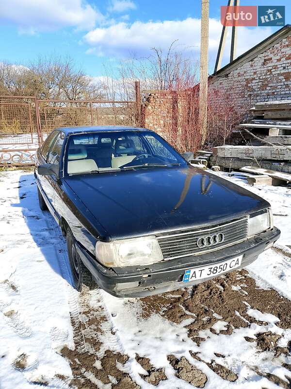 Седан Audi 100 1988 в Чорткове