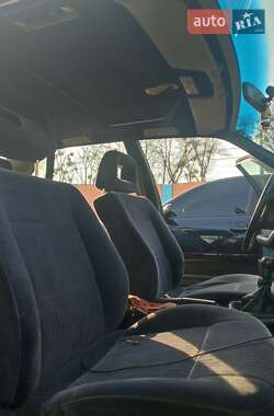 Седан Audi 100 1989 в 