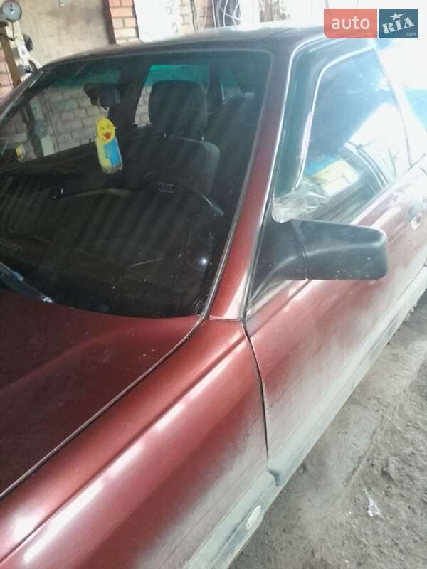 Седан Audi 100 1989 в 