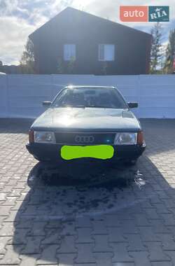 Седан Audi 100 1989 в Хмельнике