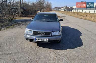 Седан Audi 100 1992 в Киеве