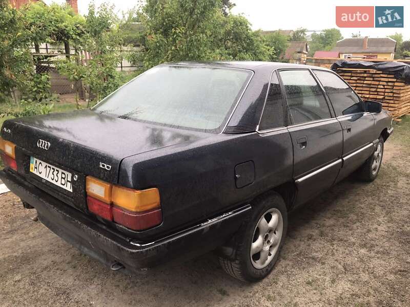 Седан Audi 100 1989 в Ковелі