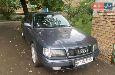 Седан Audi 100 1991 в Киеве