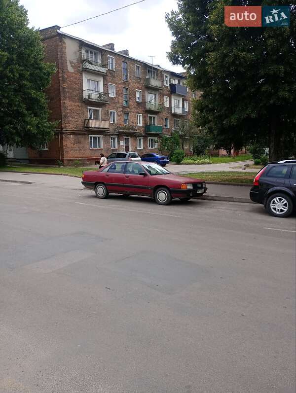 Audi 100 1987 Audi 100 1987