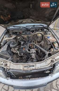 Седан Audi 100 1991 в 