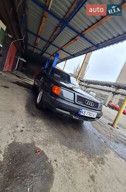 Седан Audi 100 1992 в 