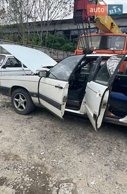 Седан Audi 100 1985 в 