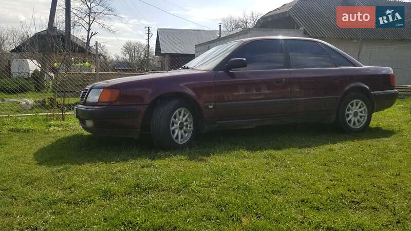 Седан Audi 100 1994 в Стрые