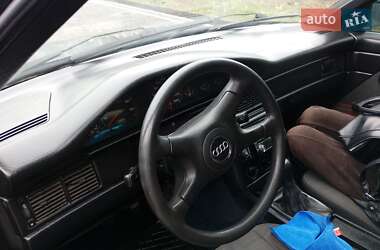 Седан Audi 100 1989 в 