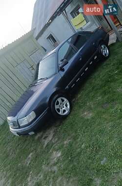 Седан Audi 100 1993 в Ужгороде