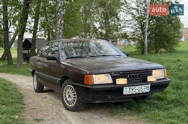 Седан Audi 100 1988 в 