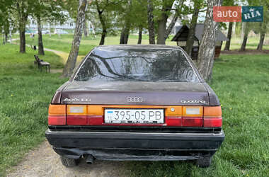 Седан Audi 100 1988 в 